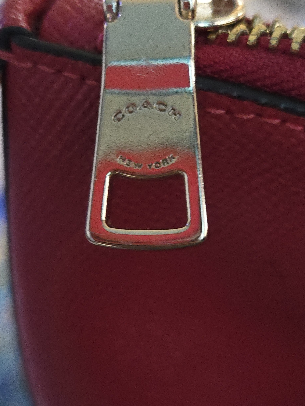 COACH Red Leather Tote Bag - Classic Shoulder Handbag - Picture 5 of 14